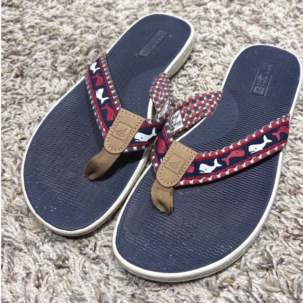 Sperry Top-Sider Womens Navy Blue Whale Print Flip Flop Sandals 9268541 Size 7M